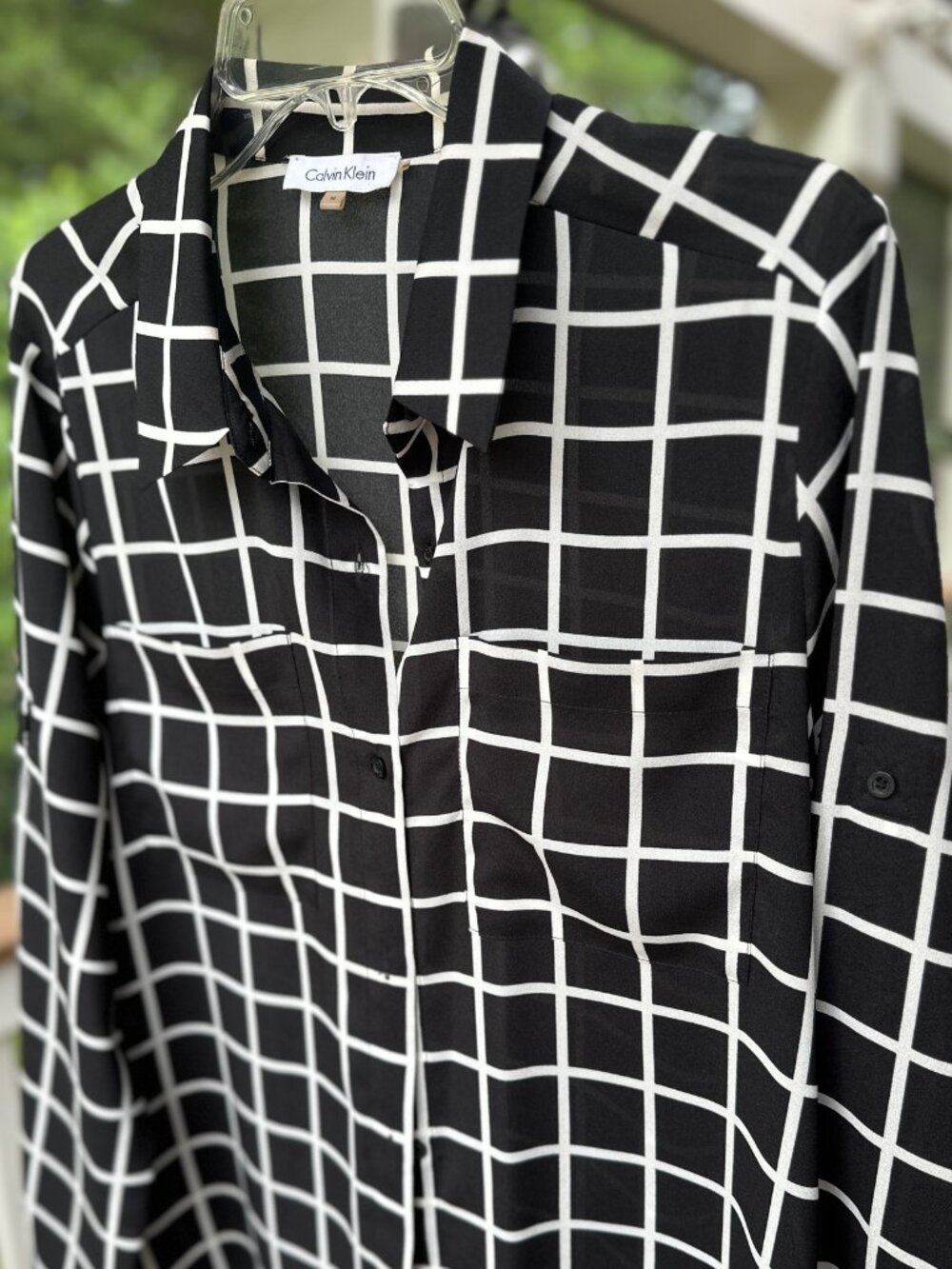 Calvin Klein Button Down Shirt Blouse Black White Plaid Geometric Grid Size M